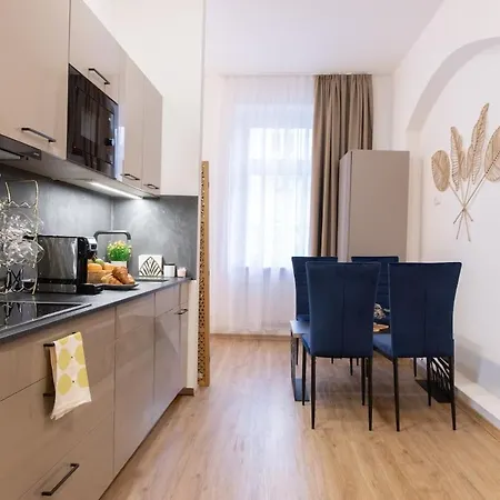 Apartman Bright & Cozy 2br - *
