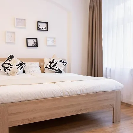 Apartman Bright & Cozy 2br - Karlovy Vary