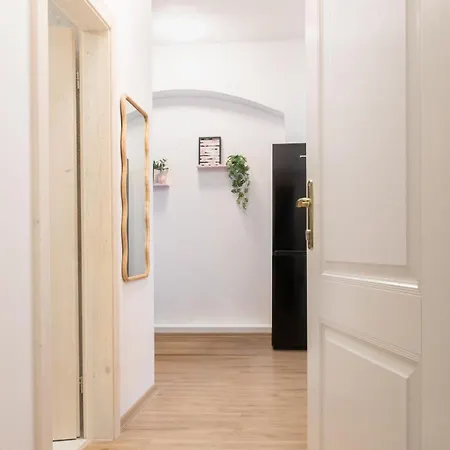 Bright & Cozy 2br - Apartman Karlovy Vary